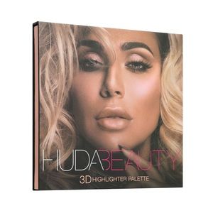 Huda Beauty 3D Highlighter Palette in Pink Sands